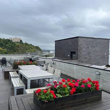 Seaview 4 Beds Stylish Sorenga Appartement *