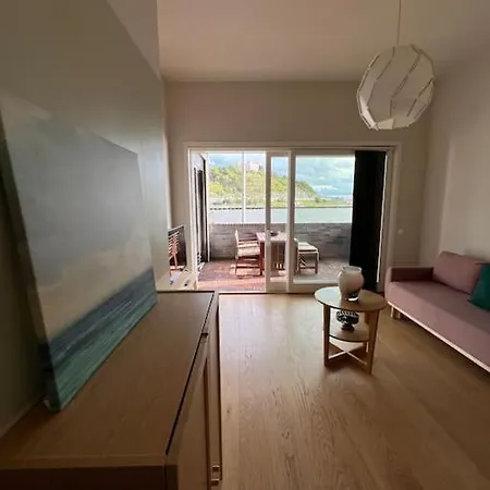 Seaview 4 Beds Stylish Sorenga * Oslo